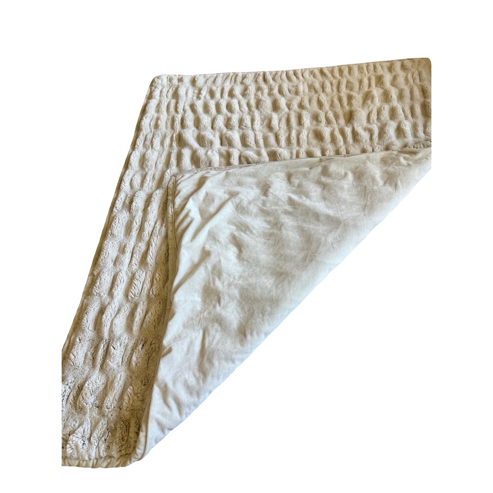 Pottery Barn Faux Fur Ruched Throw Blanket Champagne Ivory 50x60 Luxury Cozy
